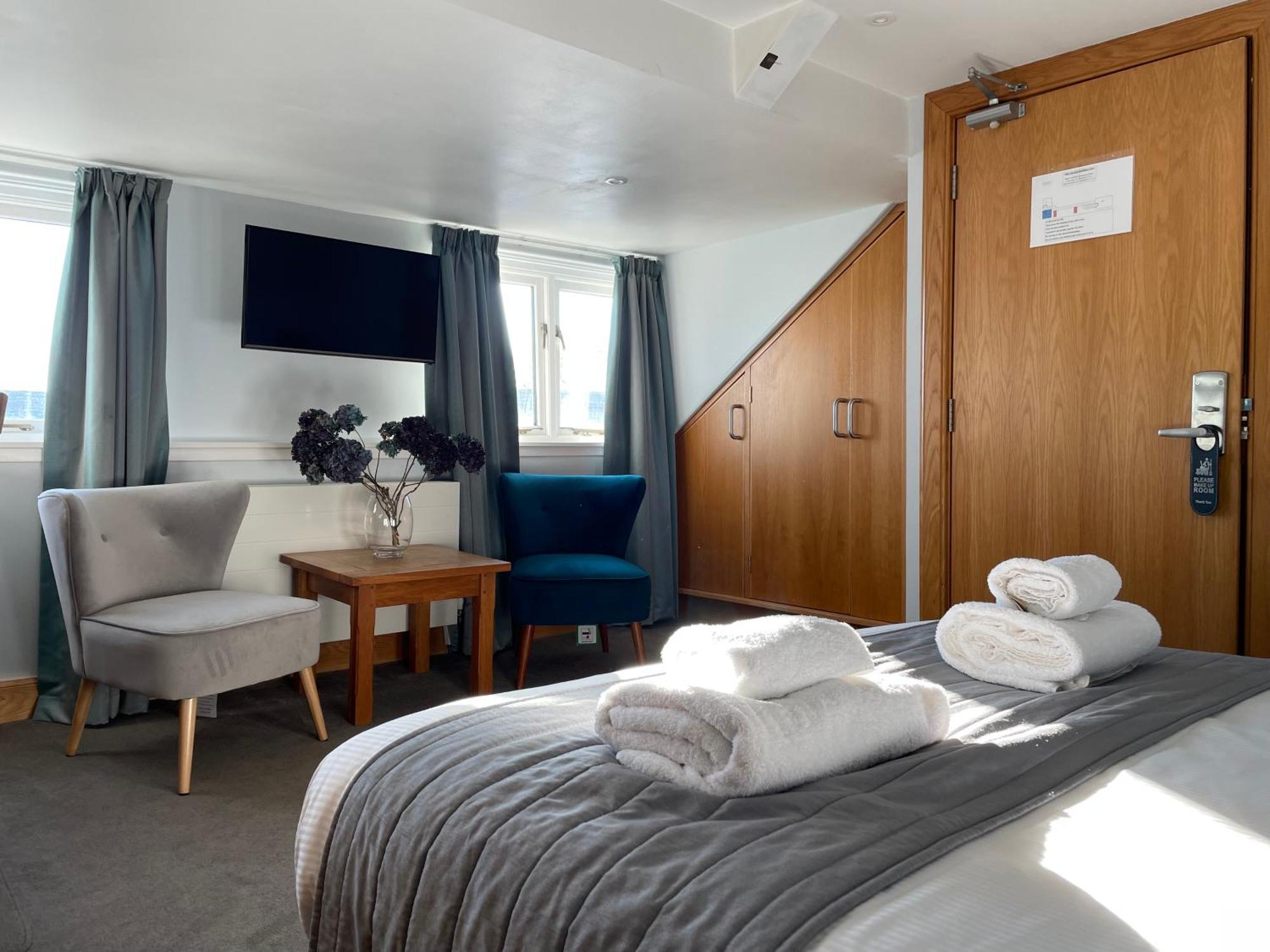 The Ship Inn - Winner Best Hotel Experience 2024 Visit Scotland Gatehouse of Fleet Esterno foto