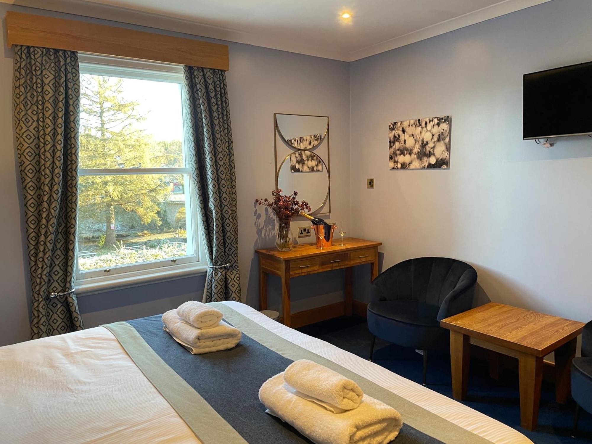 The Ship Inn - Winner Best Hotel Experience 2024 Visit Scotland Gatehouse of Fleet Esterno foto