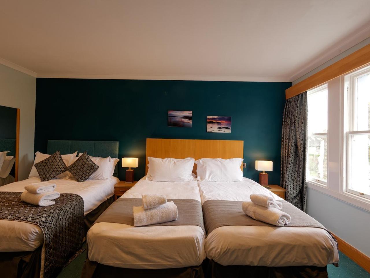 The Ship Inn - Winner Best Hotel Experience 2024 Visit Scotland Gatehouse of Fleet Esterno foto
