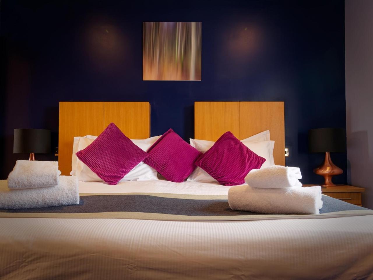 The Ship Inn - Winner Best Hotel Experience 2024 Visit Scotland Gatehouse of Fleet Esterno foto
