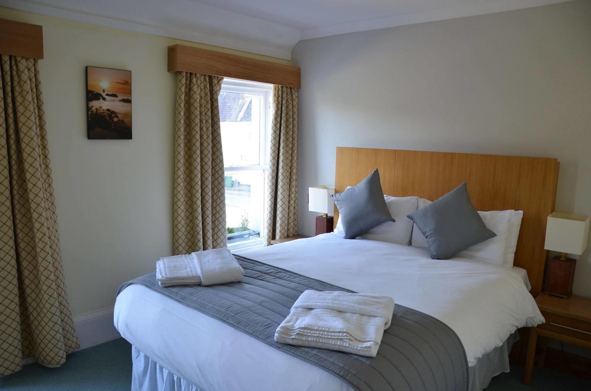 The Ship Inn - Winner Best Hotel Experience 2024 Visit Scotland Gatehouse of Fleet Esterno foto
