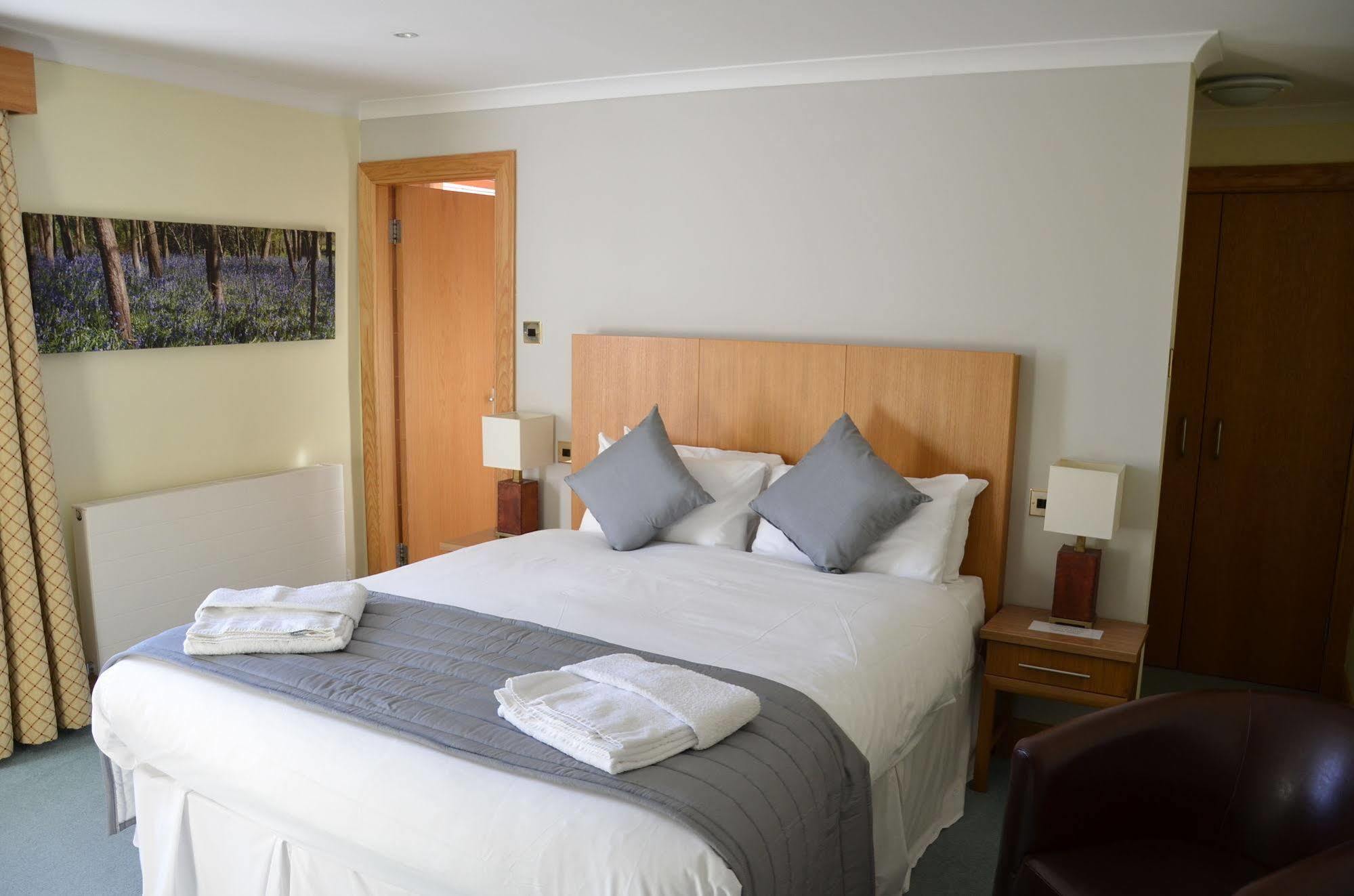 The Ship Inn - Winner Best Hotel Experience 2024 Visit Scotland Gatehouse of Fleet Esterno foto