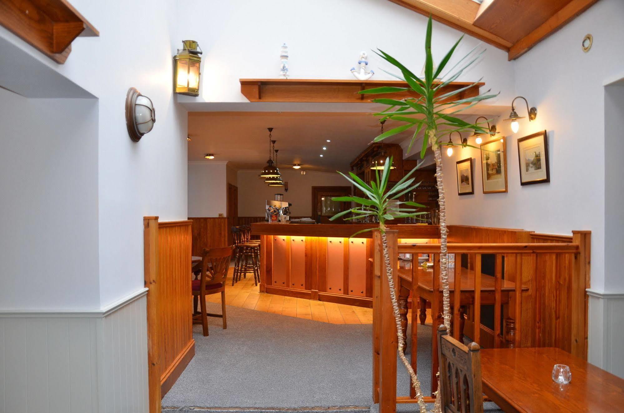 The Ship Inn - Winner Best Hotel Experience 2024 Visit Scotland Gatehouse of Fleet Esterno foto